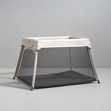 travel cot with zip side